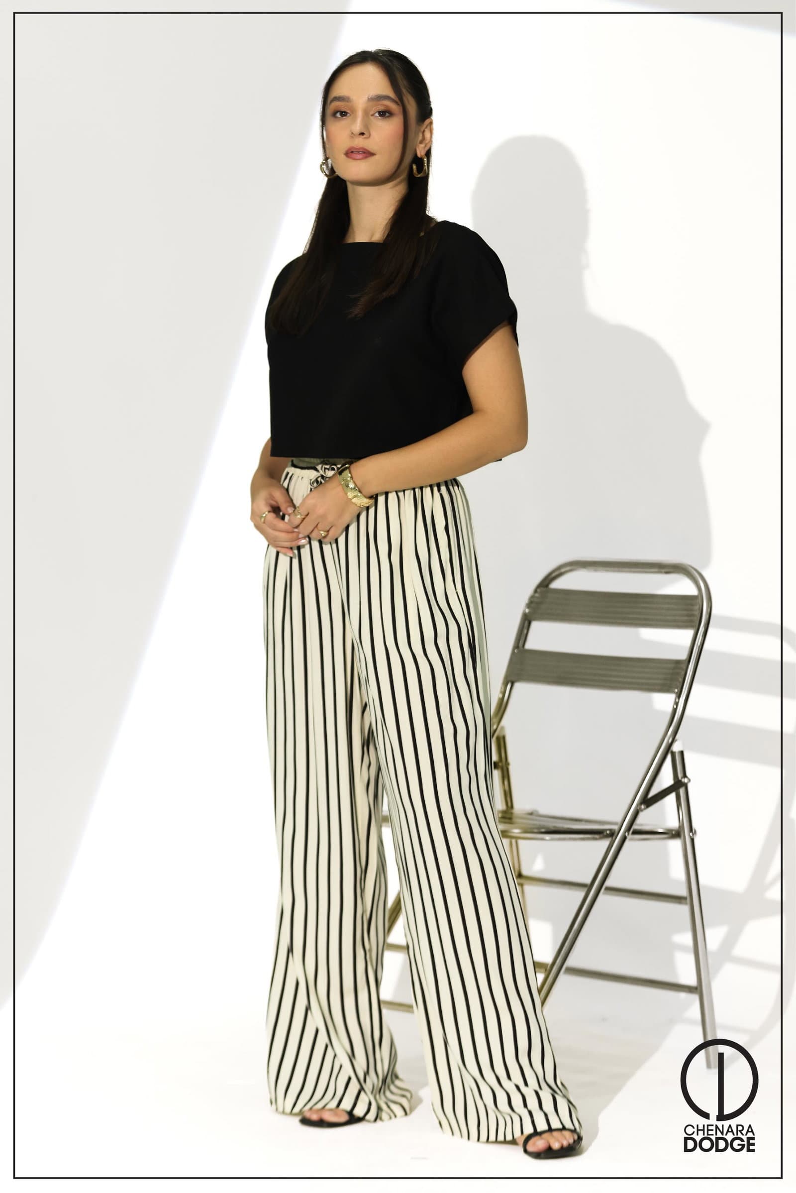 Black & White-Stripe-